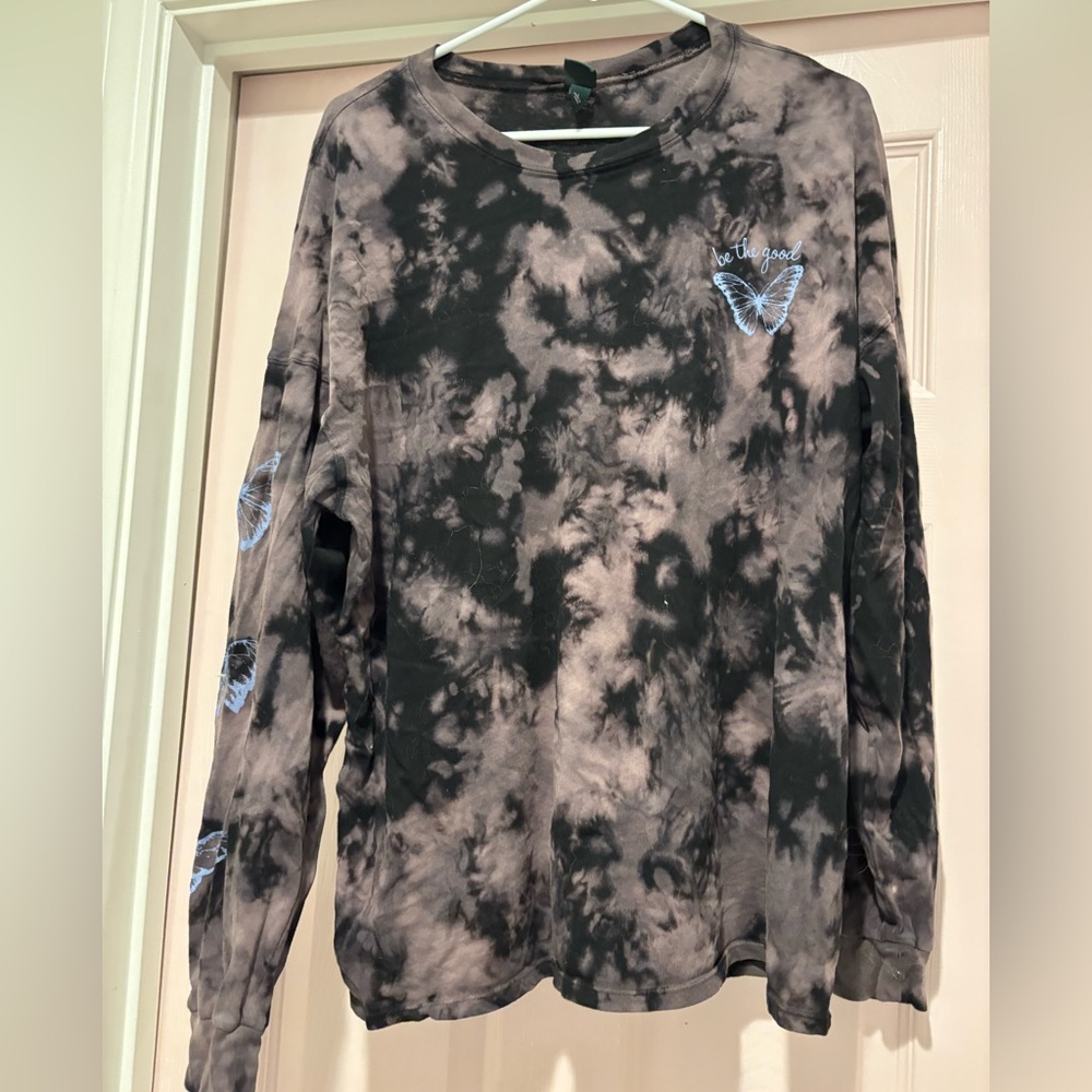 Tie-Dye Long Sleeve Top